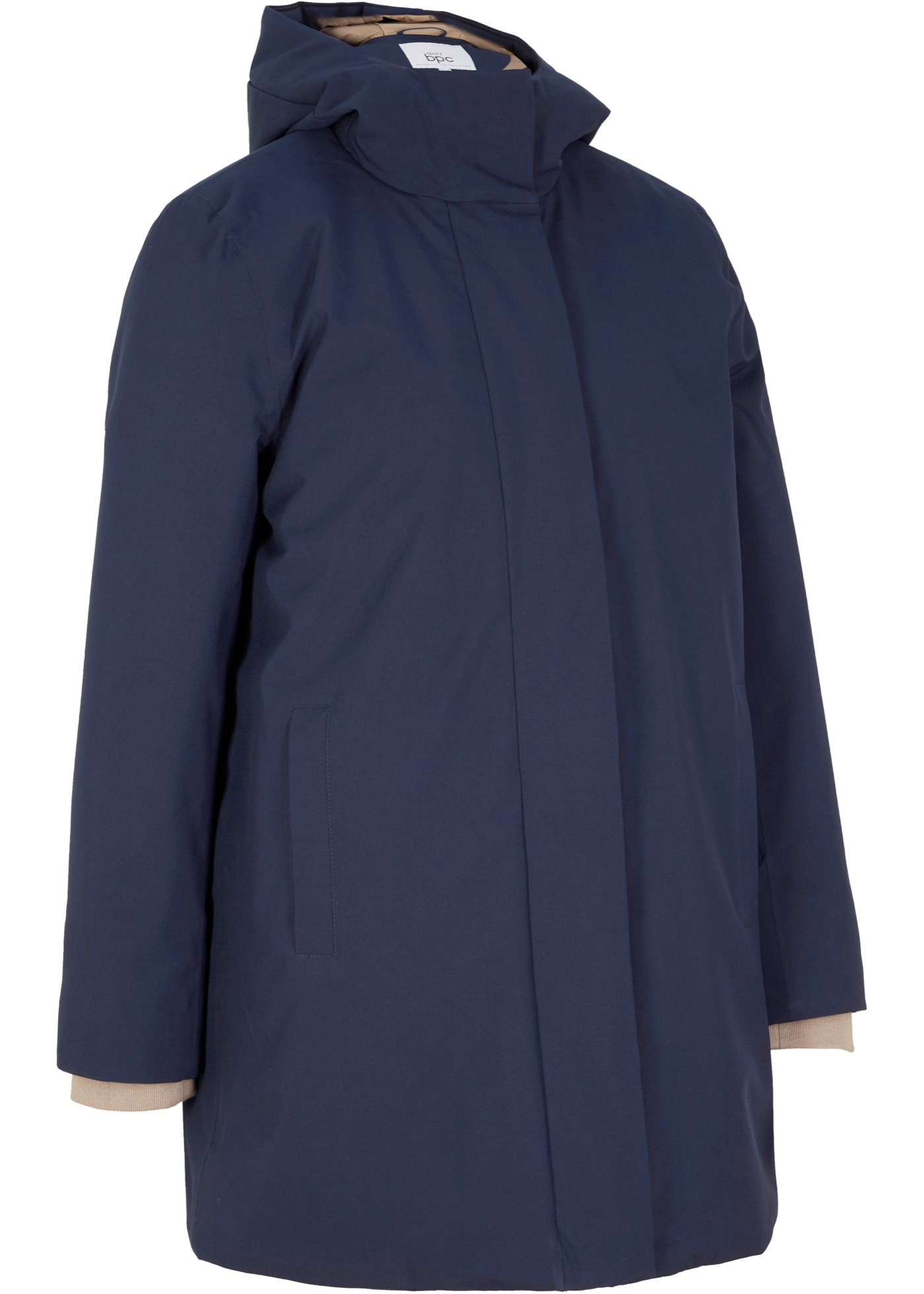 Funkčný kabát s kapucňou a recyklovateľného polyesteru