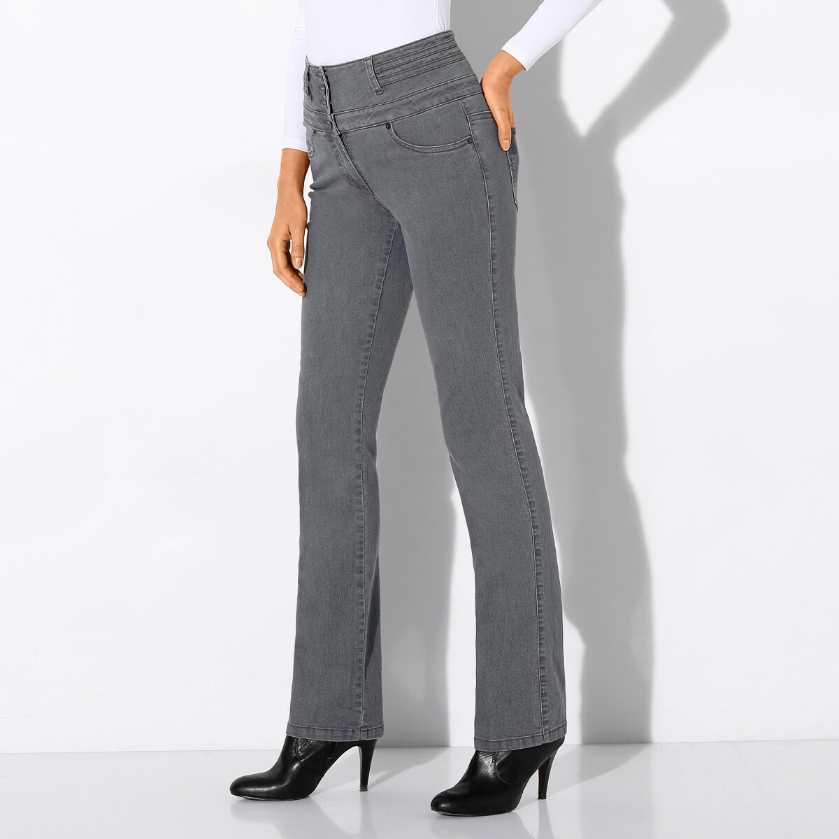 Rovné džínsy s vysokým pásom sivá 36