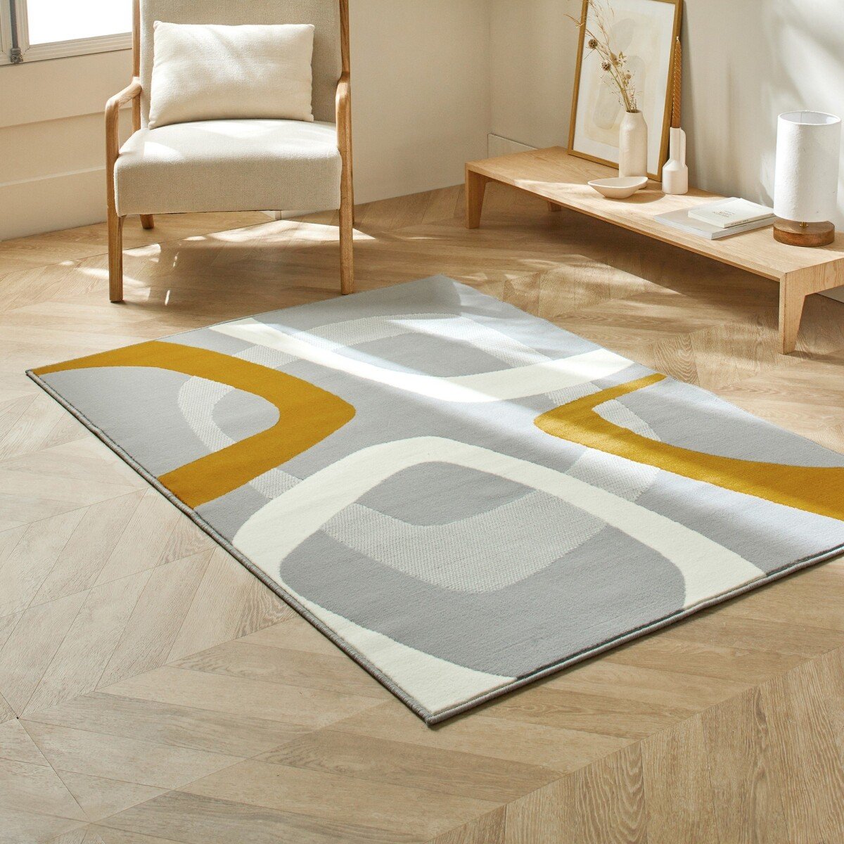 Obdĺžnikový koberec s retro motívom perlovosivá kari 60x110cm