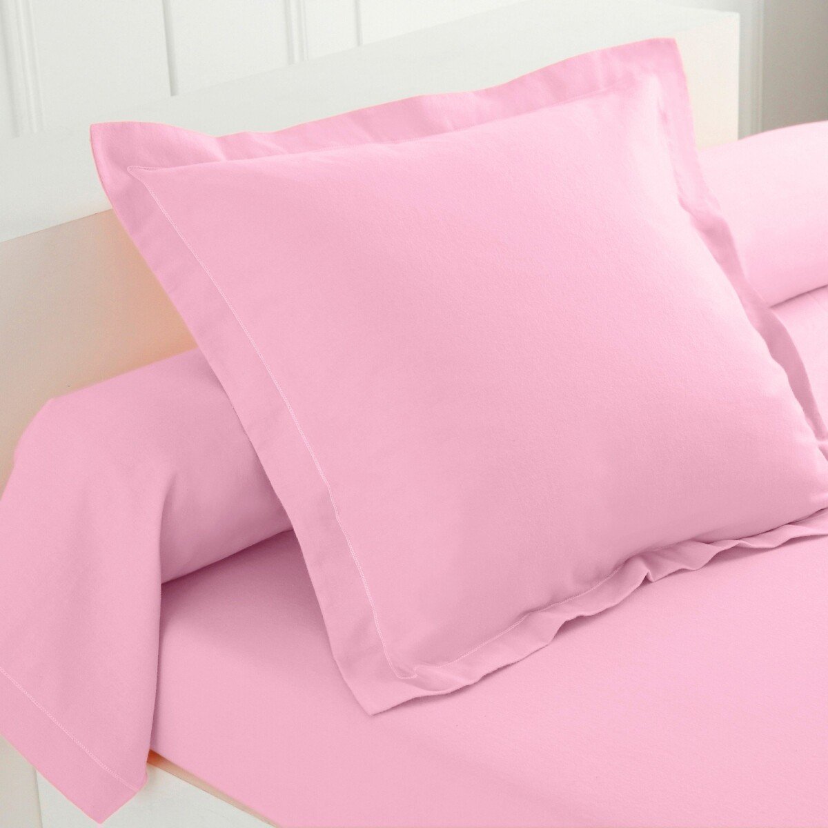 Jednofarebná flanelová posteľná bielizeň zn. Colombine ružová obliečka na prikrývku140x200cm